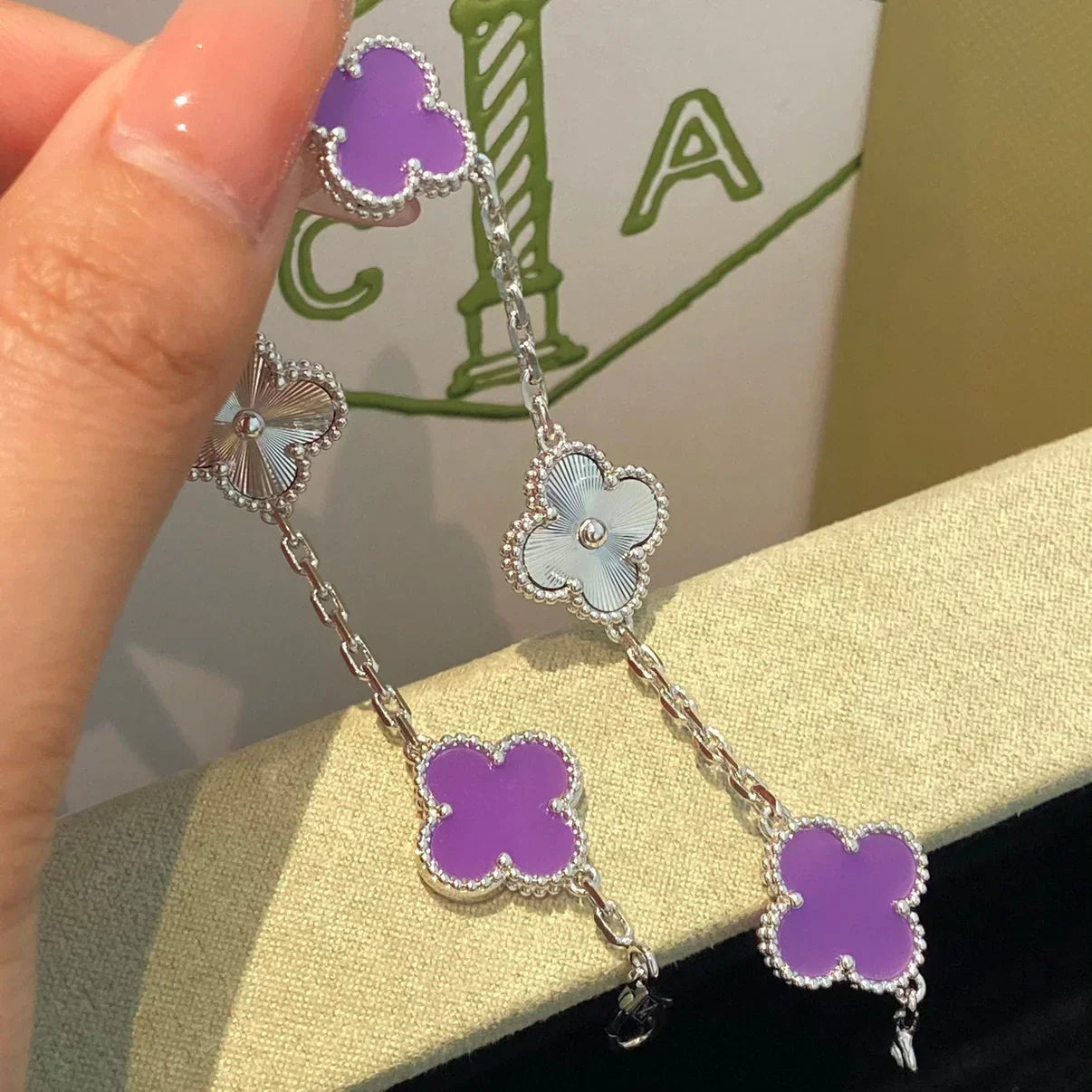 [Star Jewelry] CLOVER 5 MOTIF VIOLET BRACELET COLLECTION