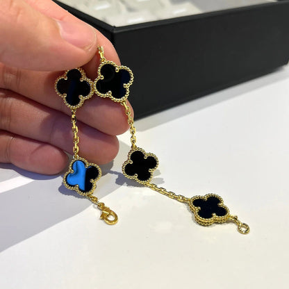 [Star Jewelry] CLOVER 5 MOTIF ONYXS BRACELET COLLECTION