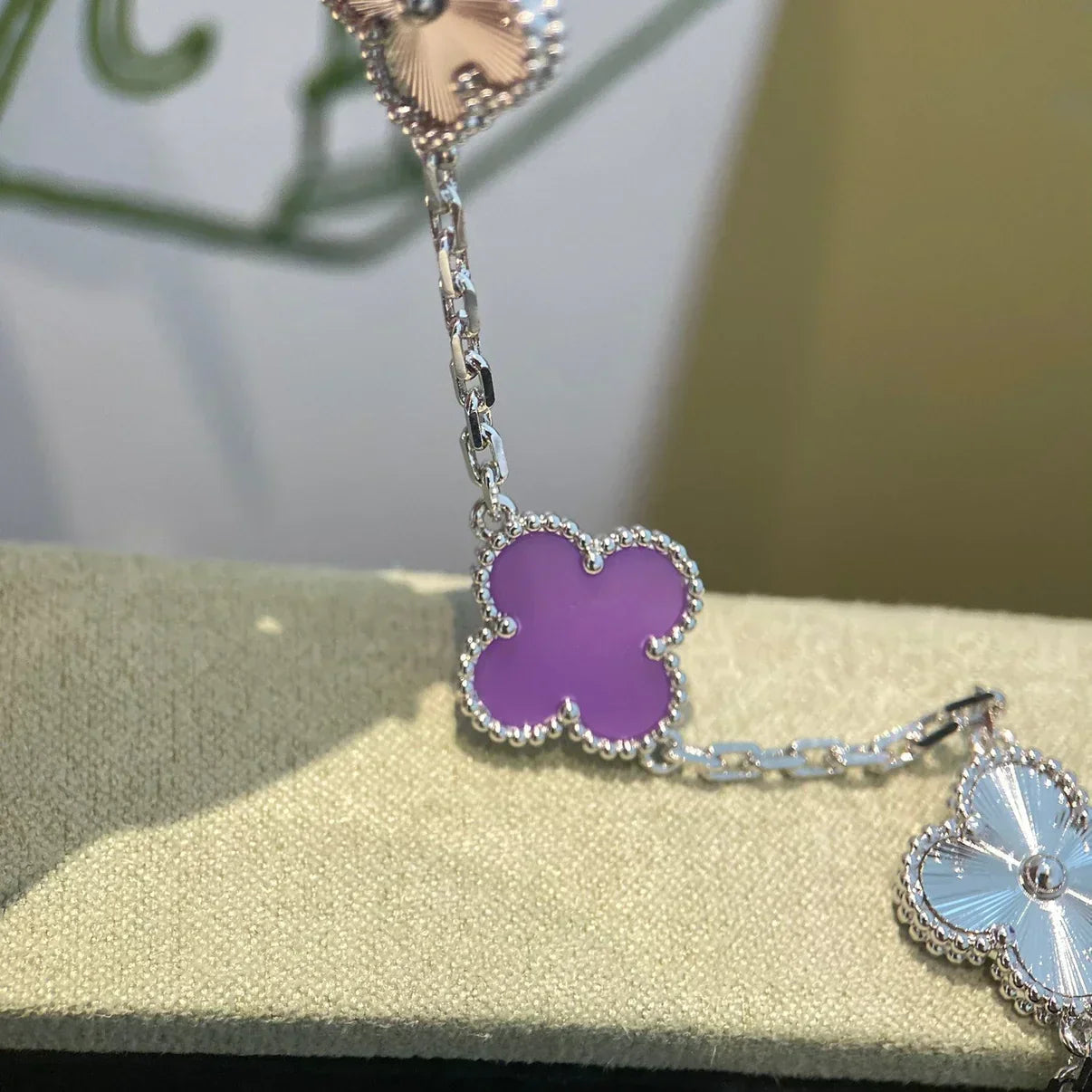 [Star Jewelry] CLOVER 5 MOTIF VIOLET BRACELET COLLECTION