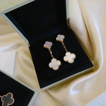 [Star Jewelry]CLOVER 2 MOTIF WHITE MOP EARRINGS