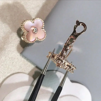 [Star Jewelry]CLOVER MEDIUM 1 MOTIFS  PINK MOP DIAMOND EARRINGS