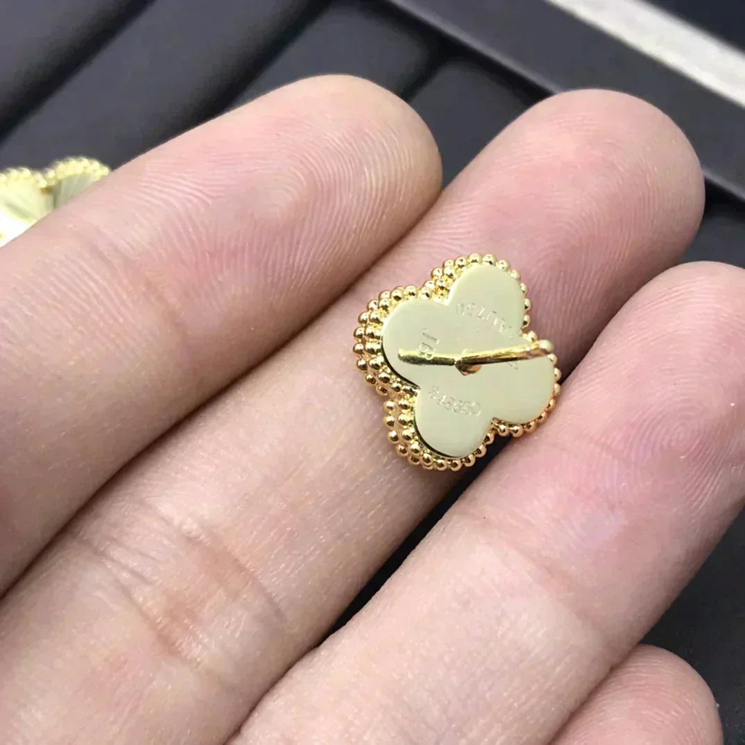 [Star Jewelry]CLOVER MINI 9.5MM LASER EARRINGS