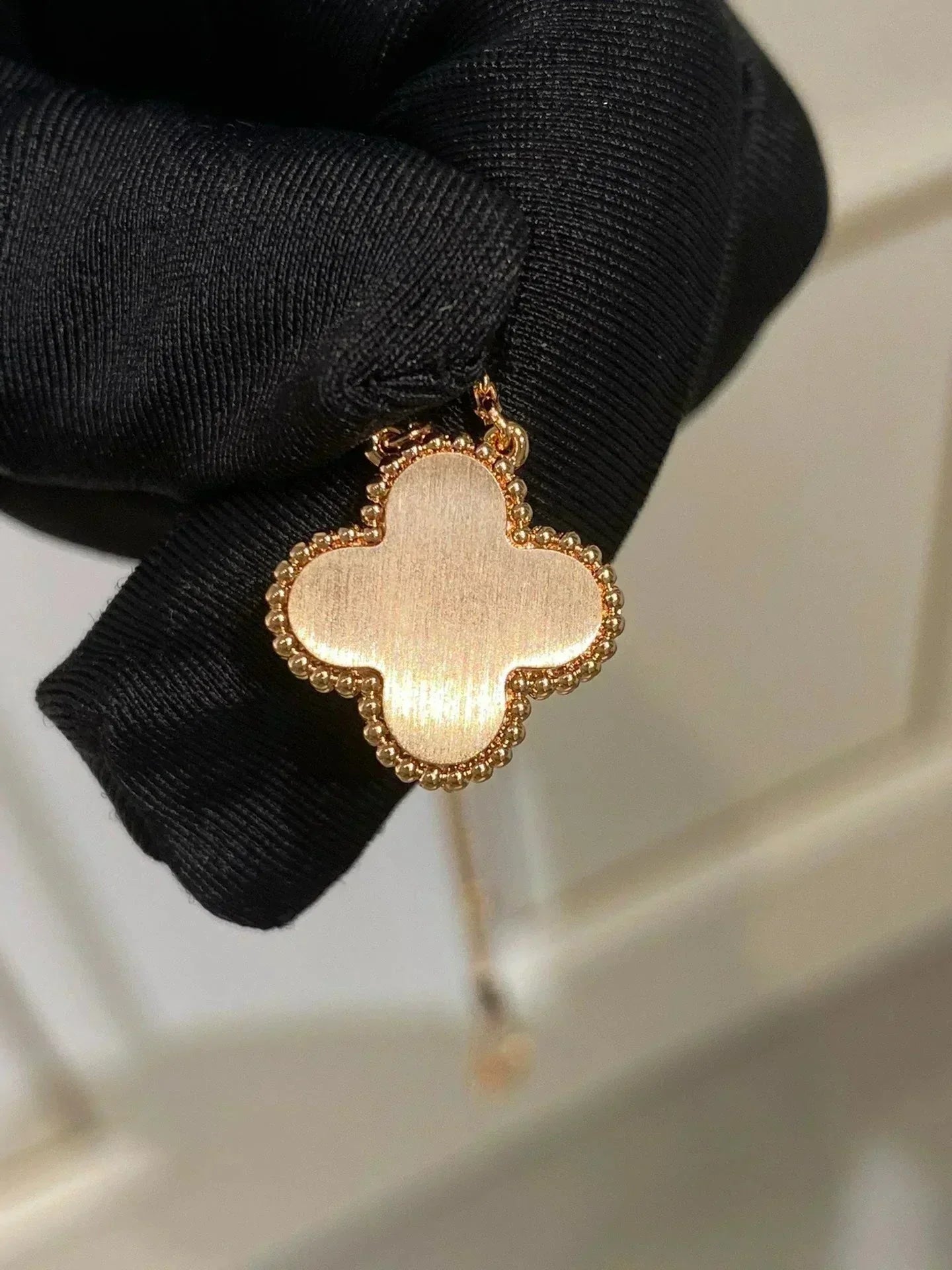 [Star Jewelry]CLOVER 15MM DIAMOND RHODONITE NECKLACE