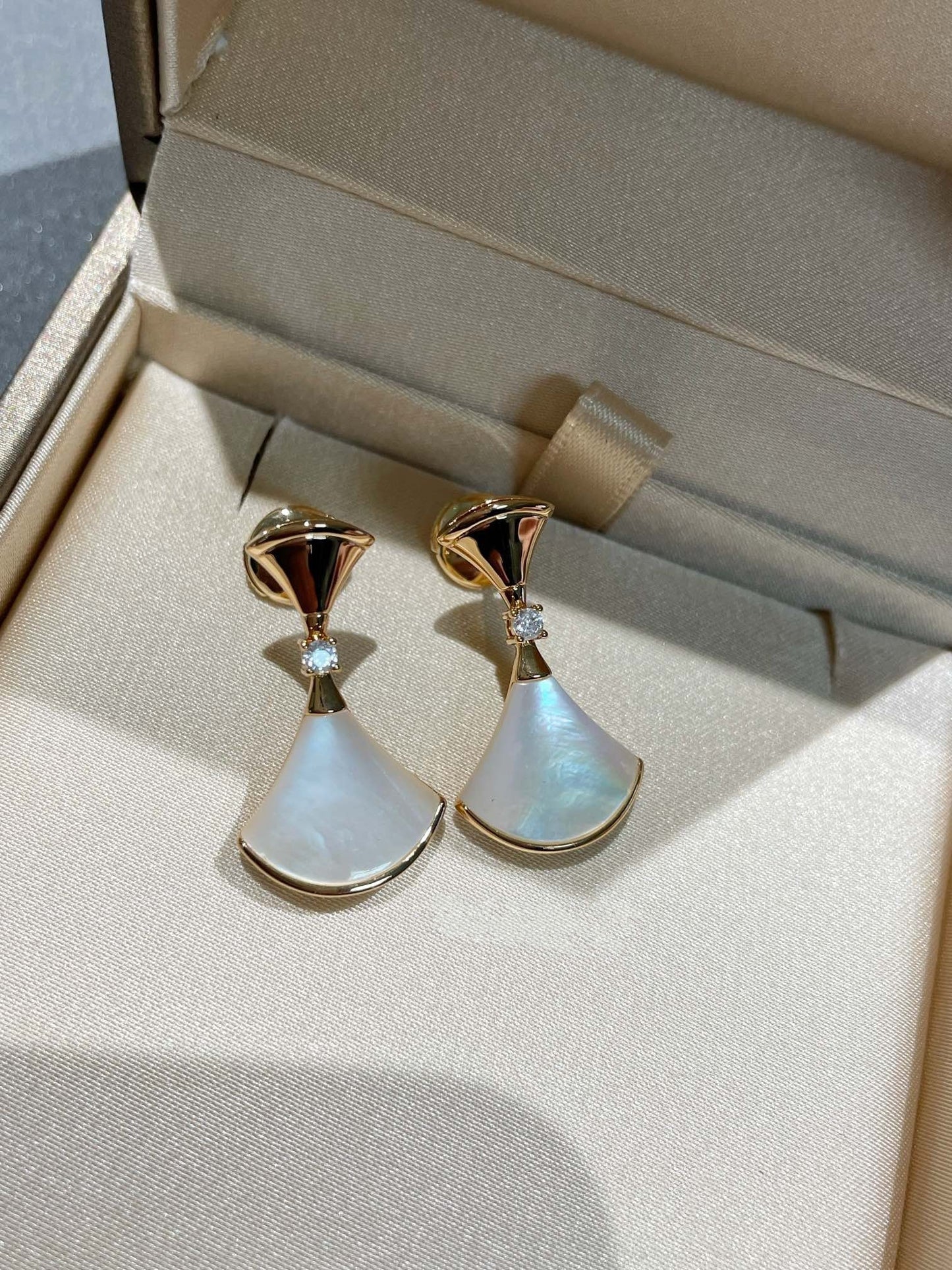 [Star Jewelry]DREAM MOP 1 DIAMOND EARRINGS