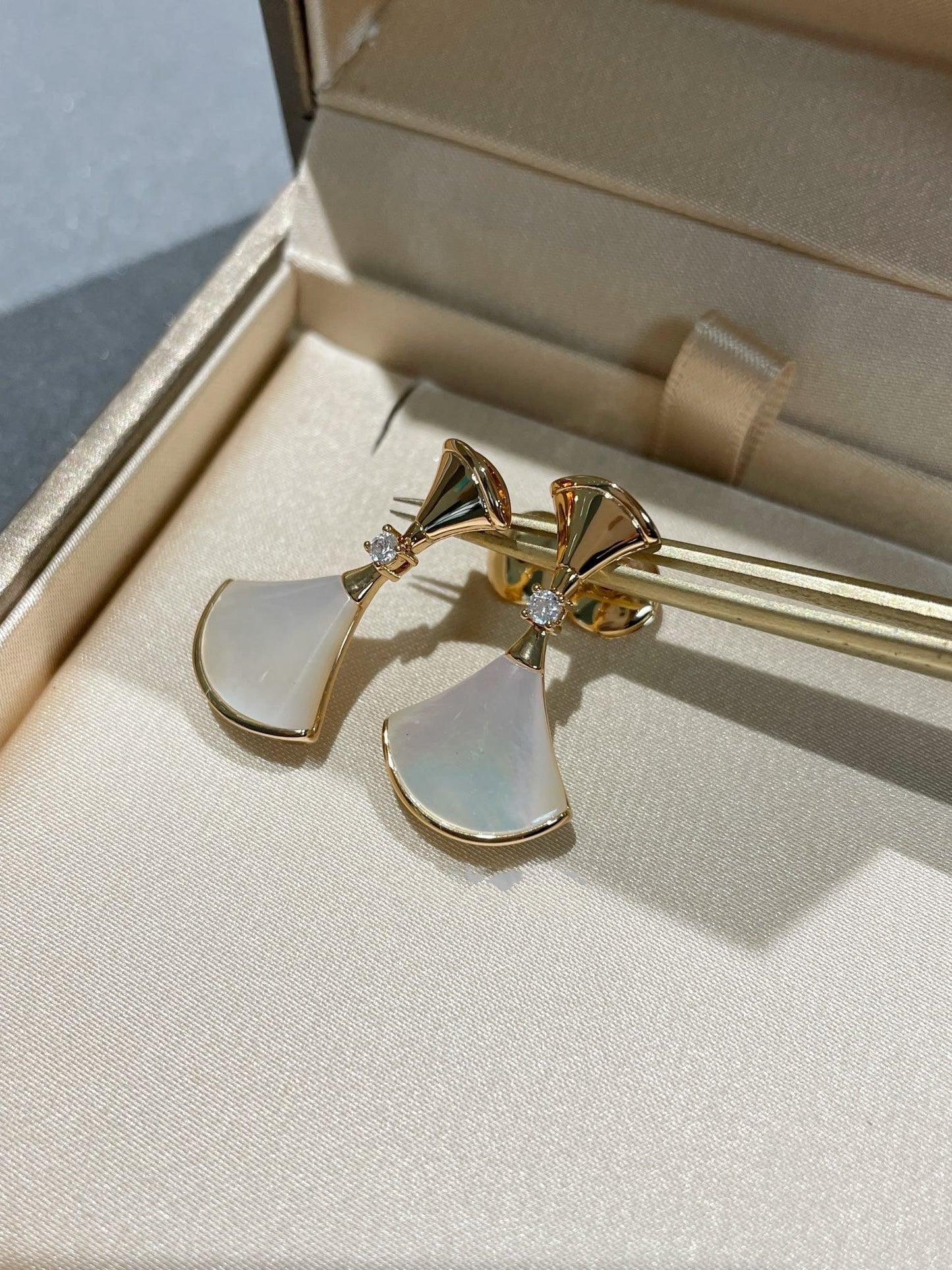 [Star Jewelry]DREAM MOP 1 DIAMOND EARRINGS