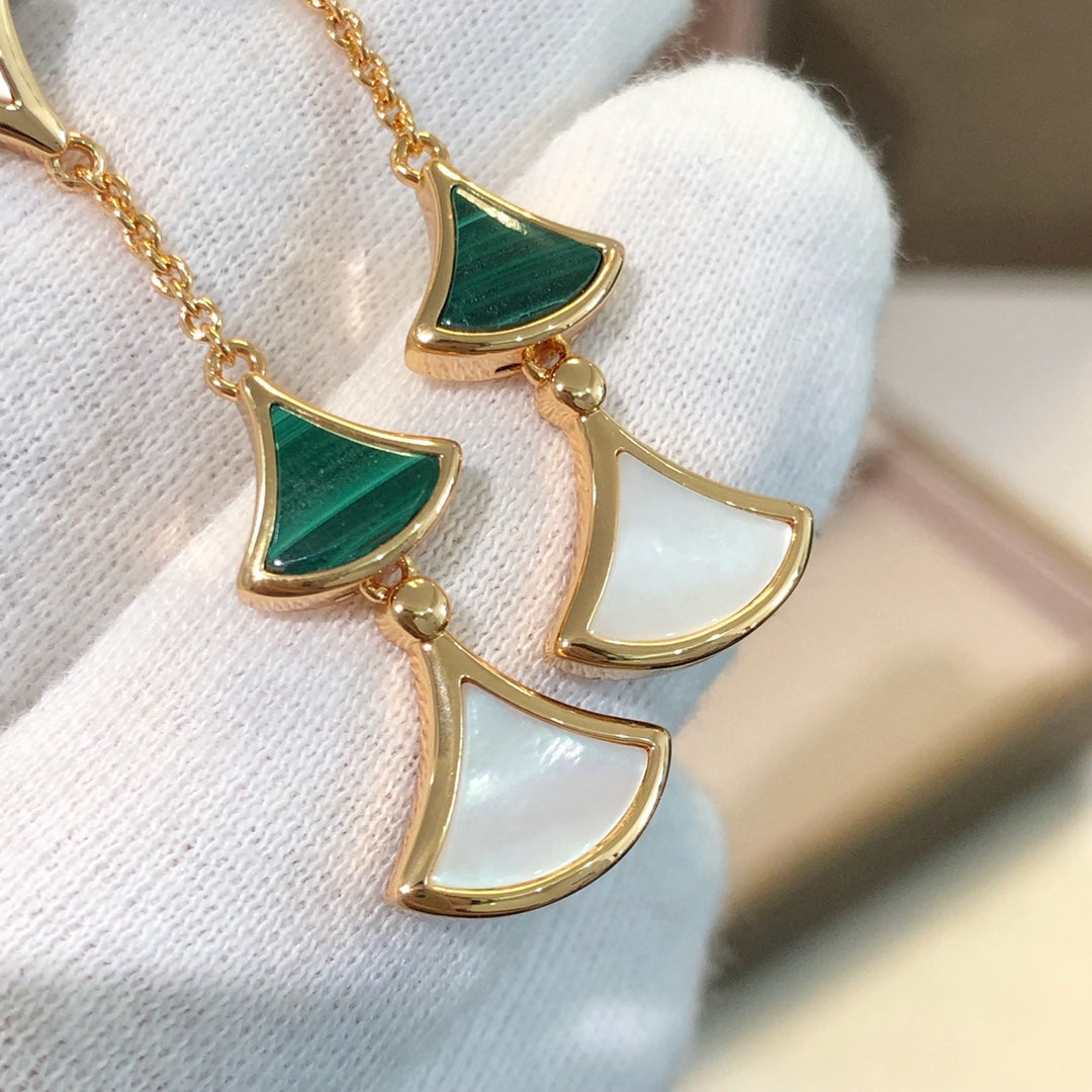 [Star Jewelry]DREAM EARRINGS 3 MOTIFS MALACHITE MOP PINK GOLD