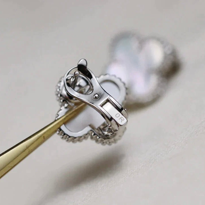 [Star Jewelry]CLOVER MEDIUM 1 MOTIFS  WHITE MOP EARRINGS SILVER