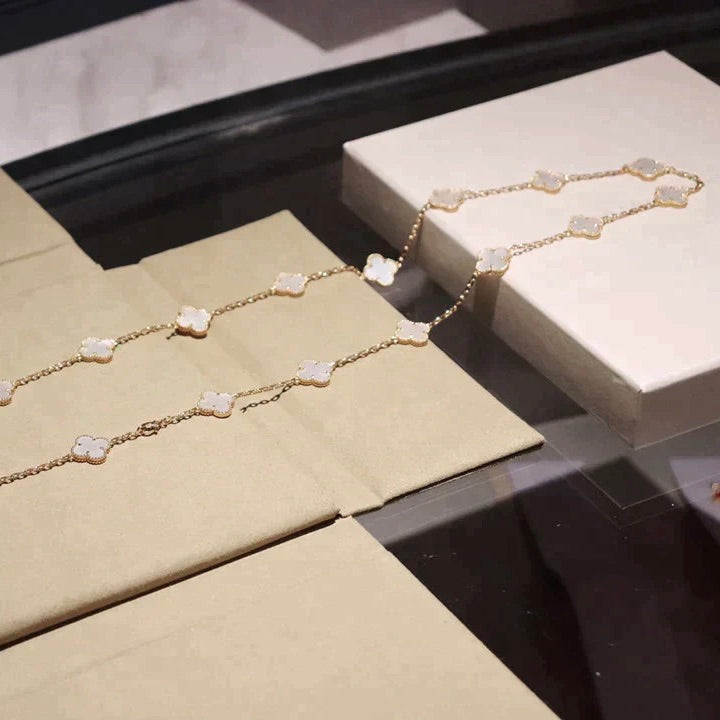 [Star Jewelry]CLOVER 20 MOTIFS WHITE MOP NECKLACE