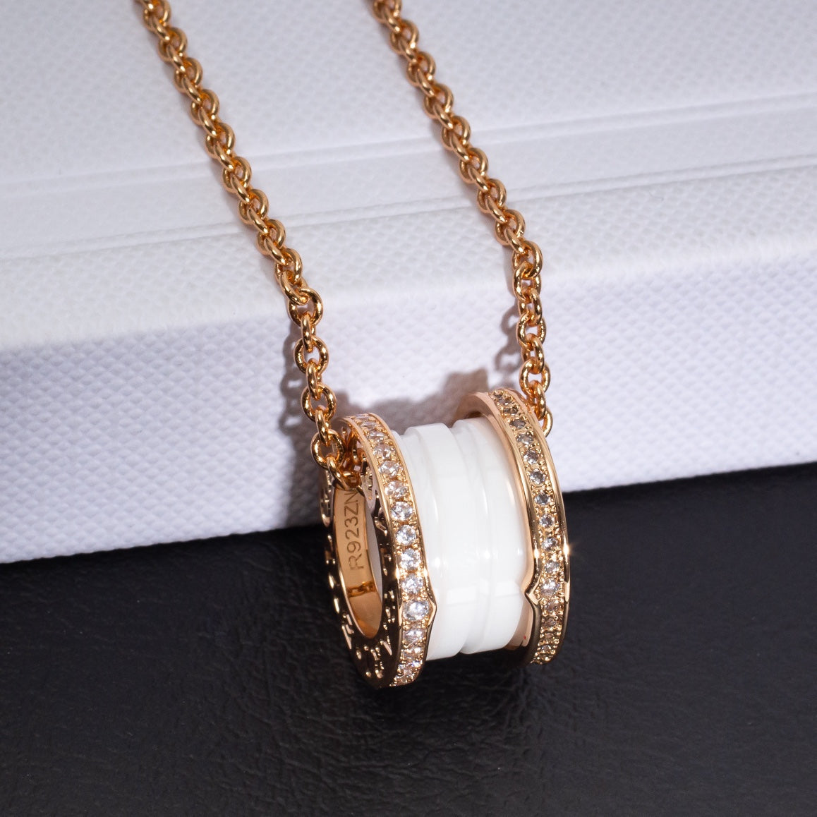 [Star Jewelry]ZERO 1 WHITE CERAMIC PINK GOLD DIAMOND NECKLACE