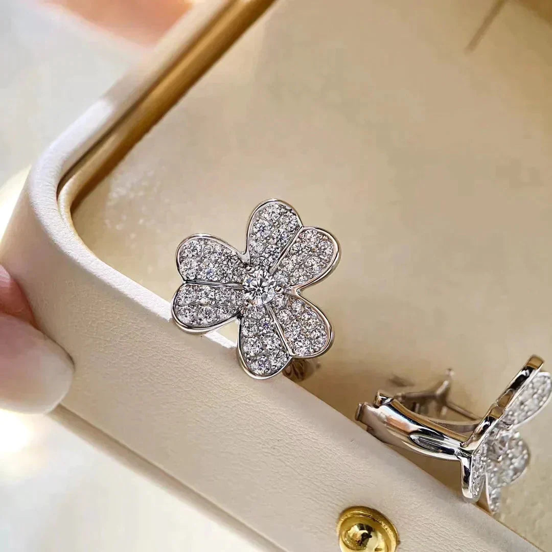 [Star Jewelry]CLOVER COMOS DIAMOND EARRINGS SILVER