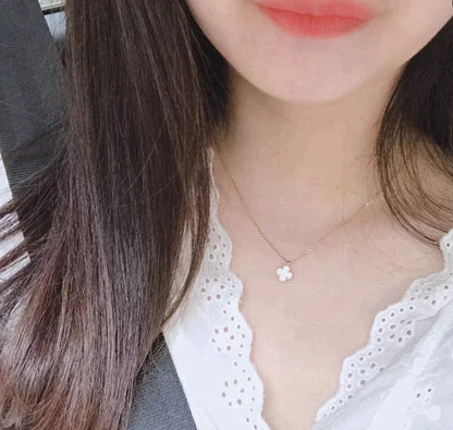 [Star Jewelry]CLOVER MINI 9.5MM WHITE MOTHER-OF-PEARL NECKLACE