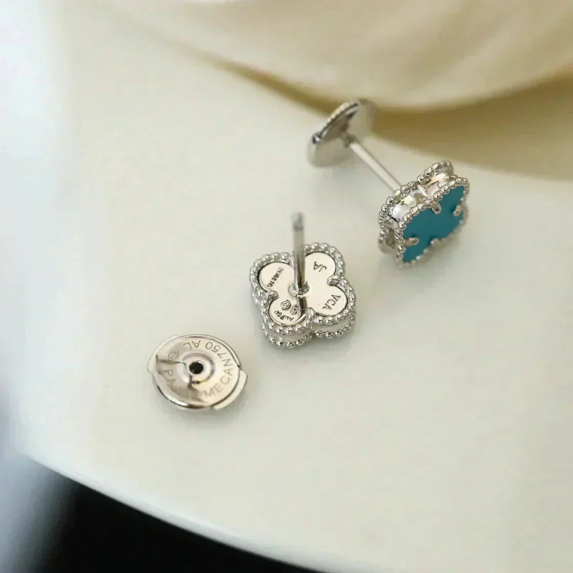 [Star Jewelry]CLOVER MINI 9.5MM ONYX STUD EARRINGS SILVER