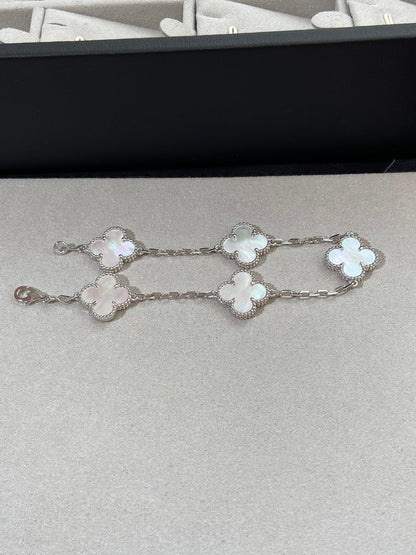 [Star Jewelry]CLOVER WHITE PEARL MOP 5 MOTIF BRACELET COLLECTION