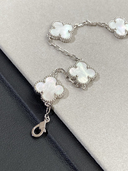 [Star Jewelry]CLOVER WHITE PEARL MOP 5 MOTIF BRACELET COLLECTION