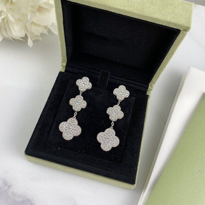 [Star Jewelry]CLOVER 3 MOTIF DIAMOND SILVER DROP EARRINGS