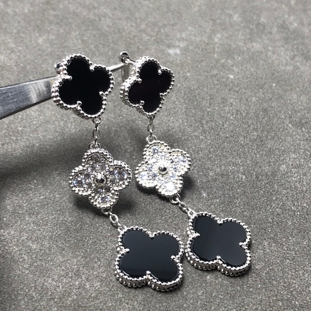 [Star Jewelry]CLOVER 3 MOTIF DIAMOND ONYX SILVER EARRINGS
