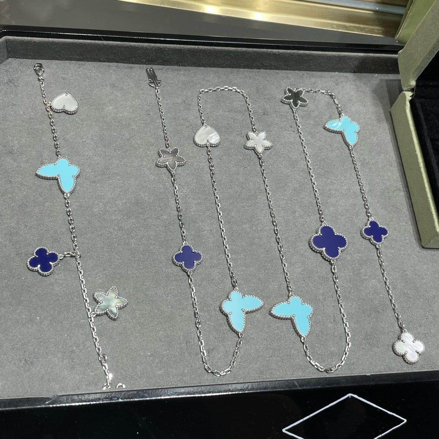 [Star Jewelry]LUCKY CLOVER SILVER 11 MOTIF NECKLACE