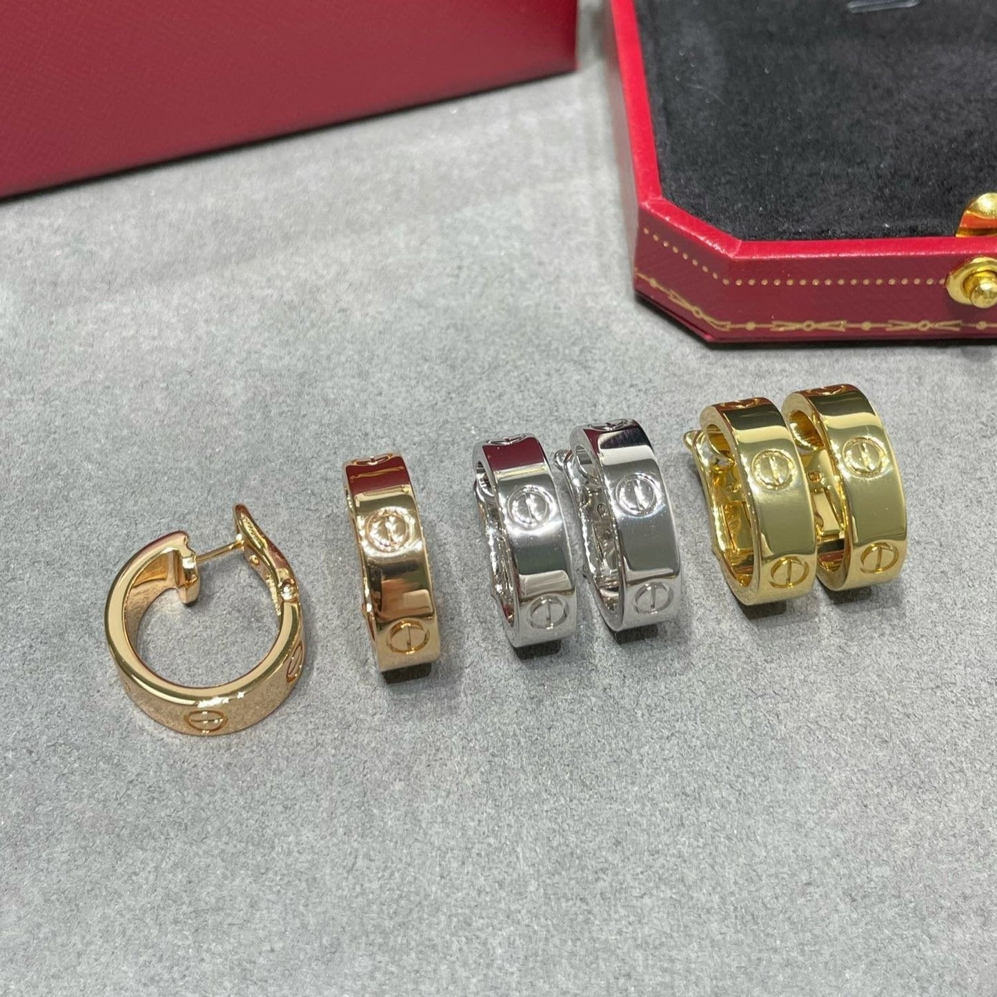 [Star Jewelry]LOVE 5.5MM EARRINGS