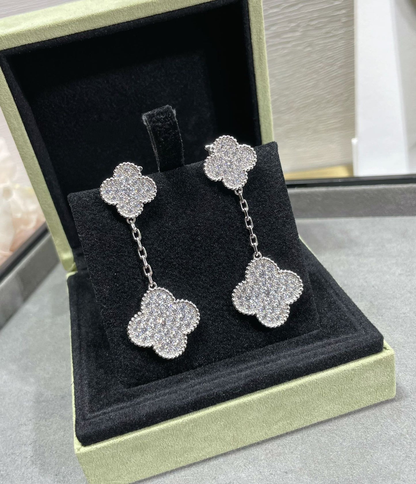 [Star Jewelry]CLOVER 2 MOTIFS DIAMOND PAVED SILVER EARRINGS