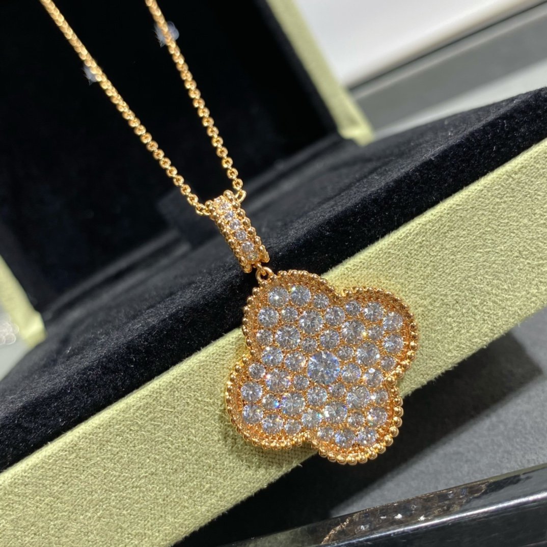 [Star Jewelry]CLOVER 25MM LARGE PEDANT DIAMOND PAVED LONG NECKLACE
