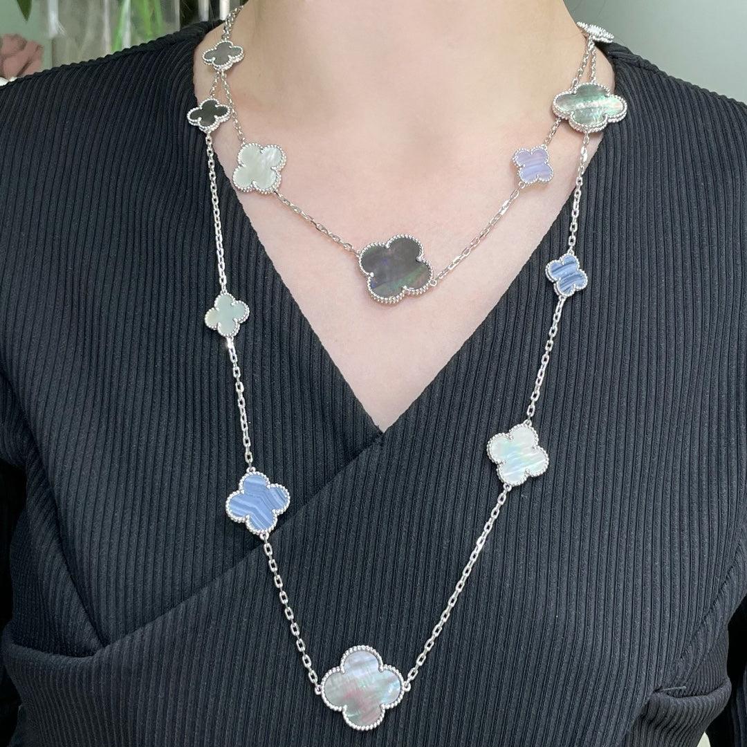 [Star Jewelry]CLOVER 16 MOTIF CHALCEDONY MOP SILVER NECKLACE