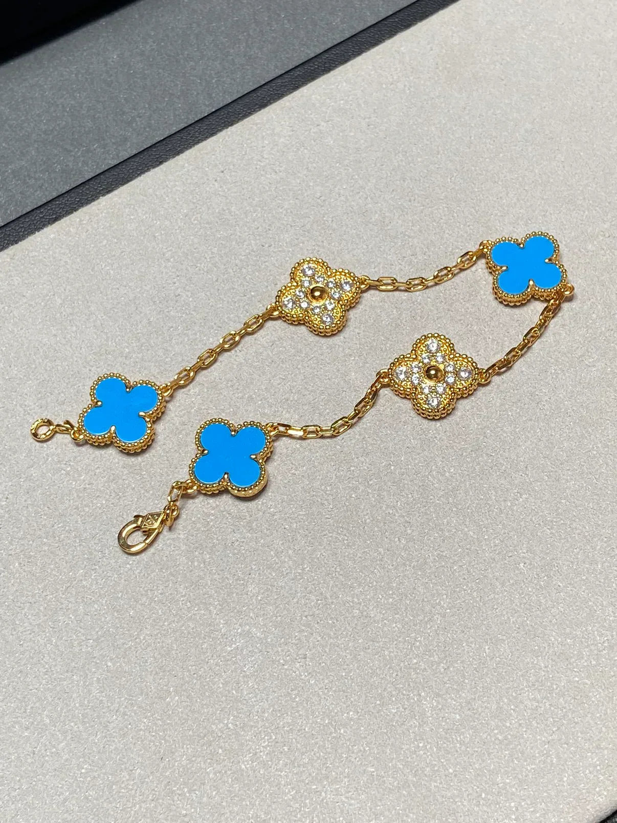 [Star Jewelry] CLOVER 5 MOTIF BLUE AGATE BRACELET COLLECTION