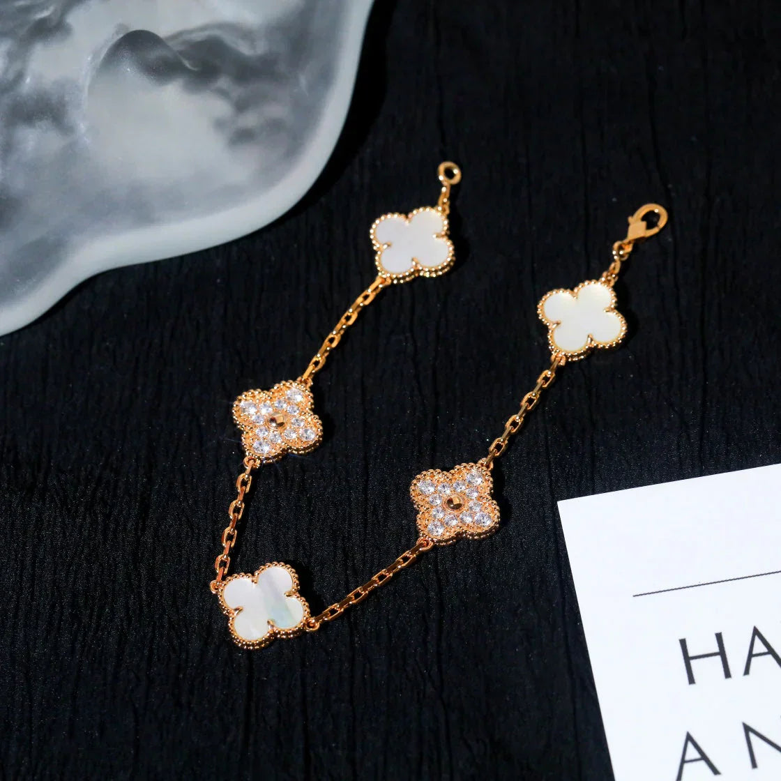 [Star Jewelry]CLOVER WHITE PEARL MOP 5 MOTIF BRACELET COLLECTION