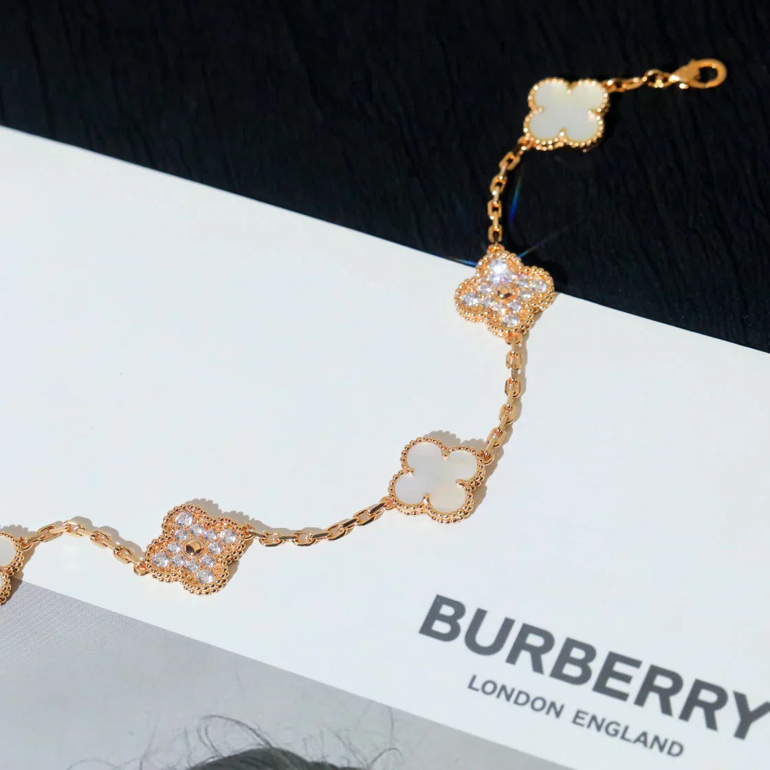 [Star Jewelry]CLOVER WHITE PEARL MOP 5 MOTIF BRACELET COLLECTION