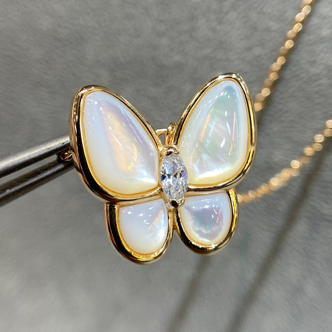 [Star Jewelry]BUTTERFLY MOP DIAMOND NECKLACE