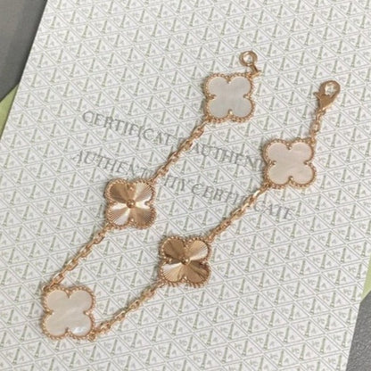 [Star Jewelry]CLOVER WHITE PEARL MOP 5 MOTIF BRACELET COLLECTION