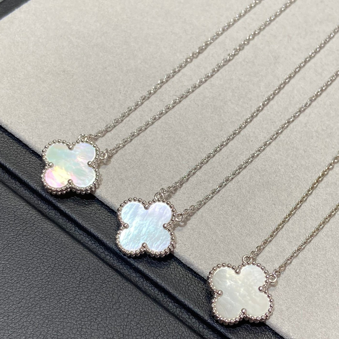 [Star Jewelry]CLOVER MEDIUM SILVER WHITE MOP NECKLACE
