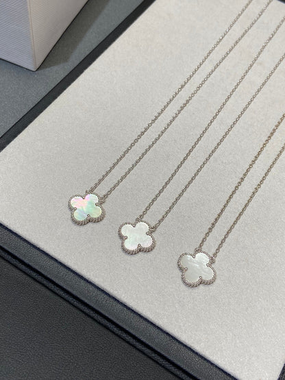 [Star Jewelry]CLOVER MEDIUM SILVER WHITE MOP NECKLACE