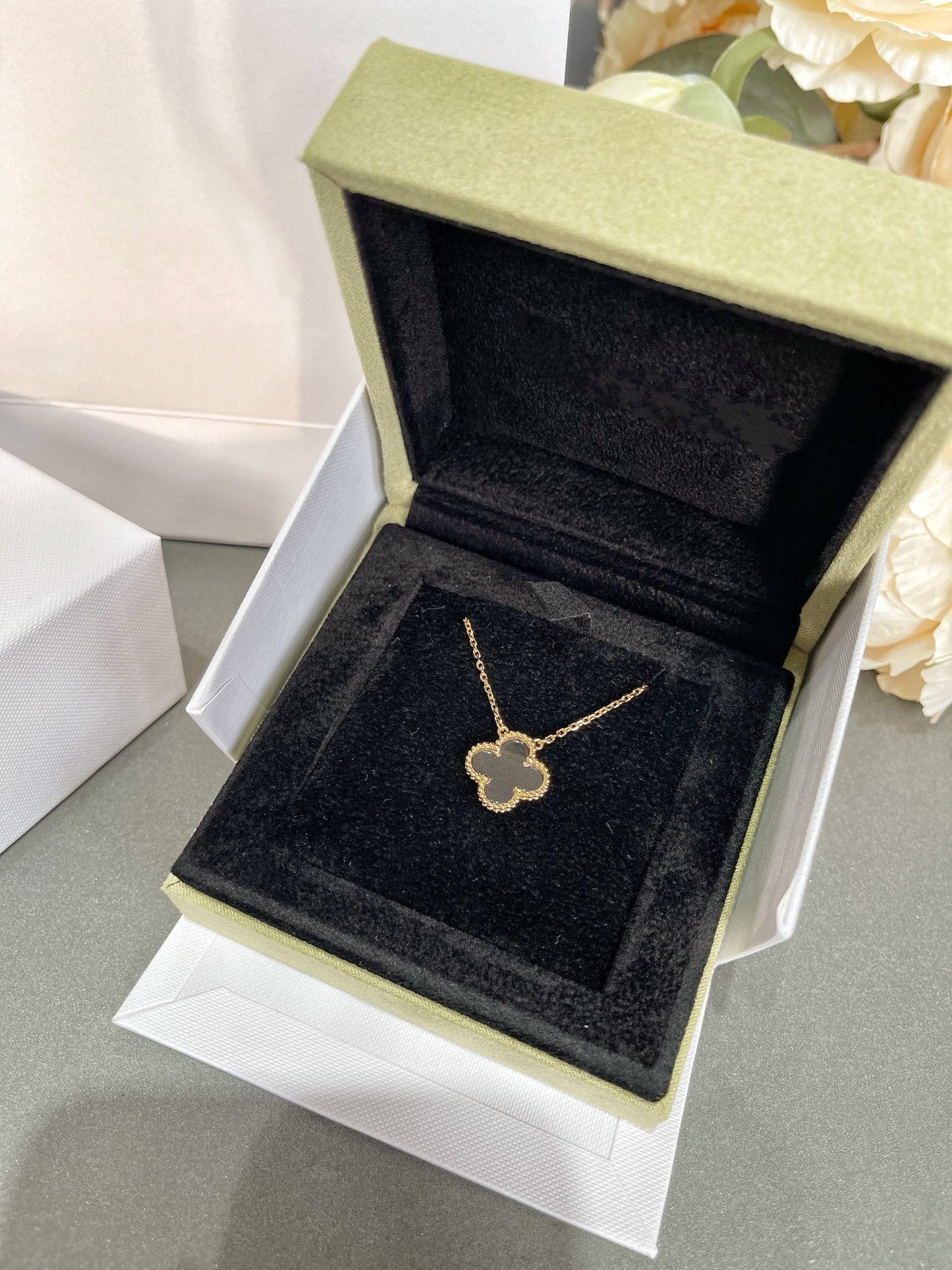 [Star Jewelry]CLOVER ROCK CRYSTAL ROSE GOLD NECKLACE