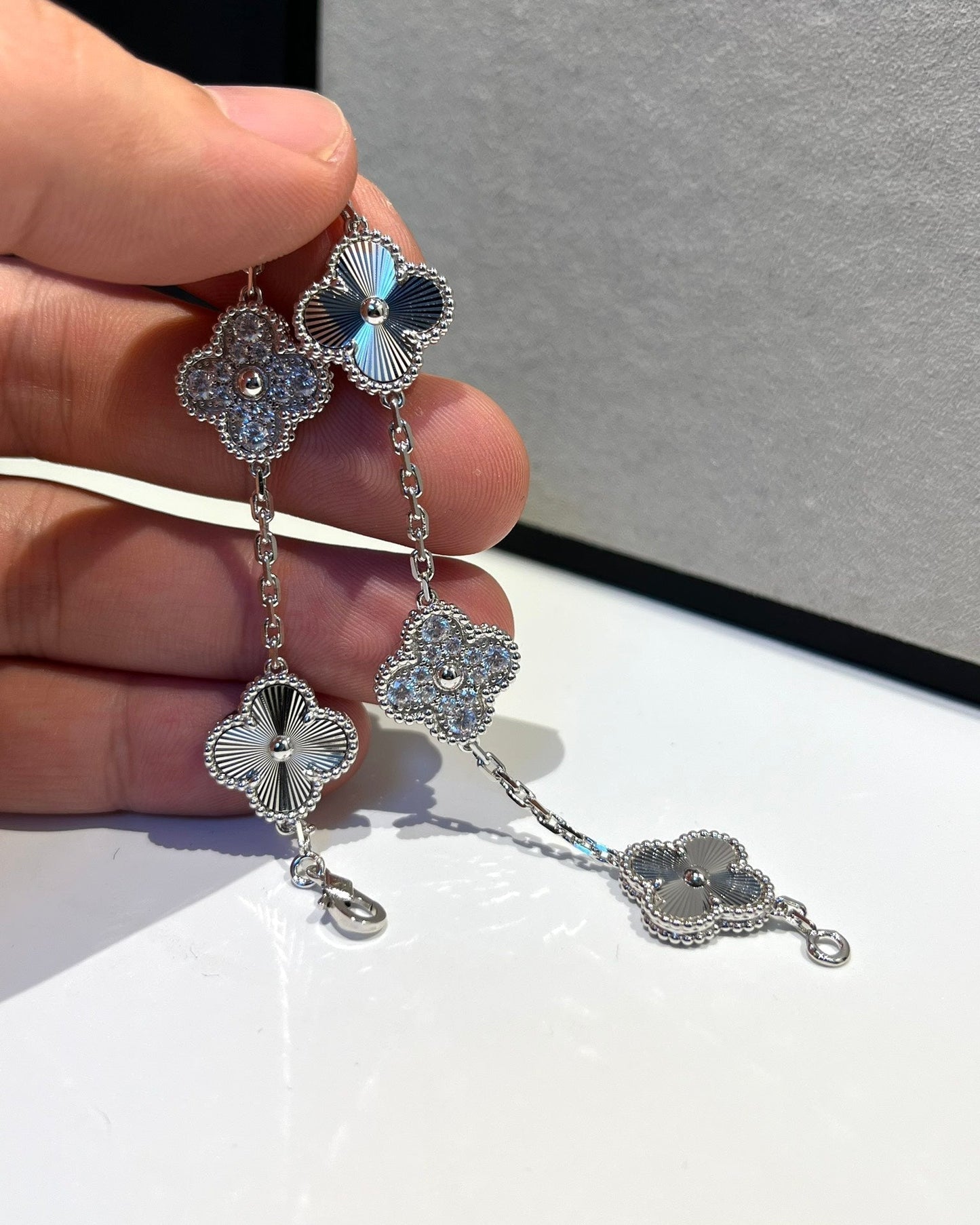 [Star Jewelry] CLOVER 5 MOTIF LASER BRACELET COLLECTION
