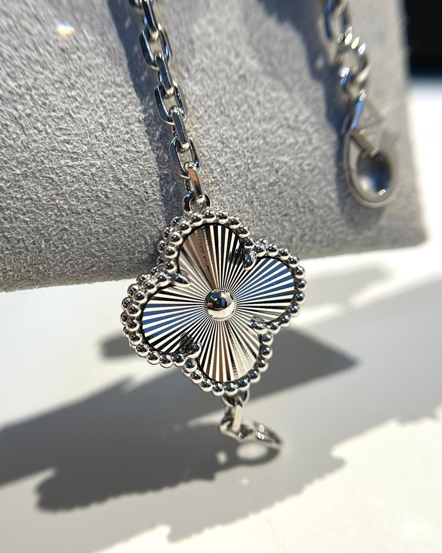 [Star Jewelry] CLOVER 5 MOTIF LASER BRACELET COLLECTION