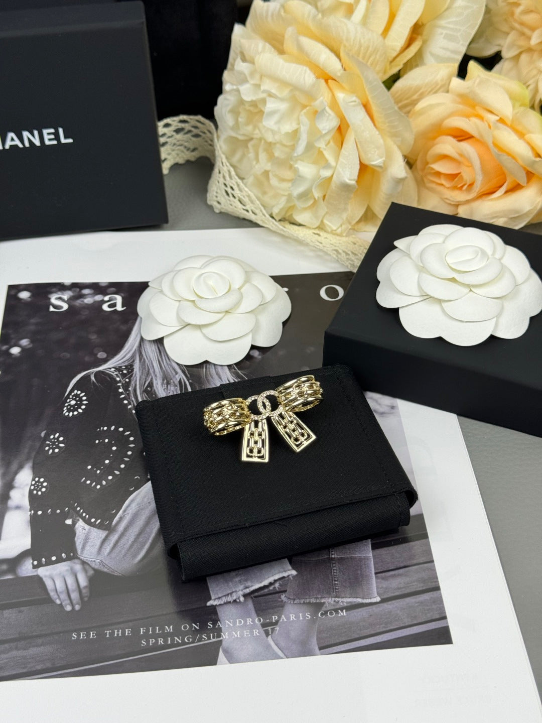 [Star Jewelry]25K Hollow Bow Brooch