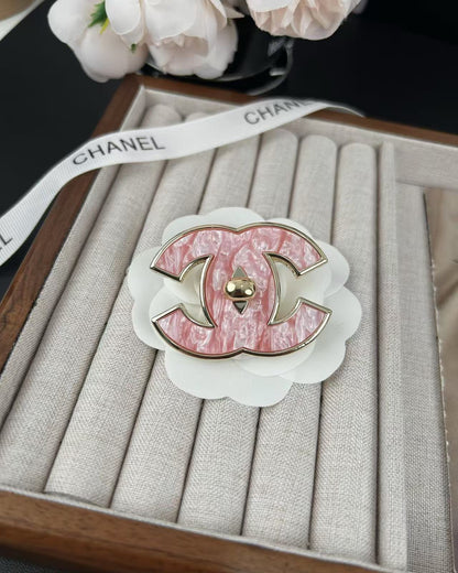 [Star Jewelry]Pink Resin Classic Brooch 5cm