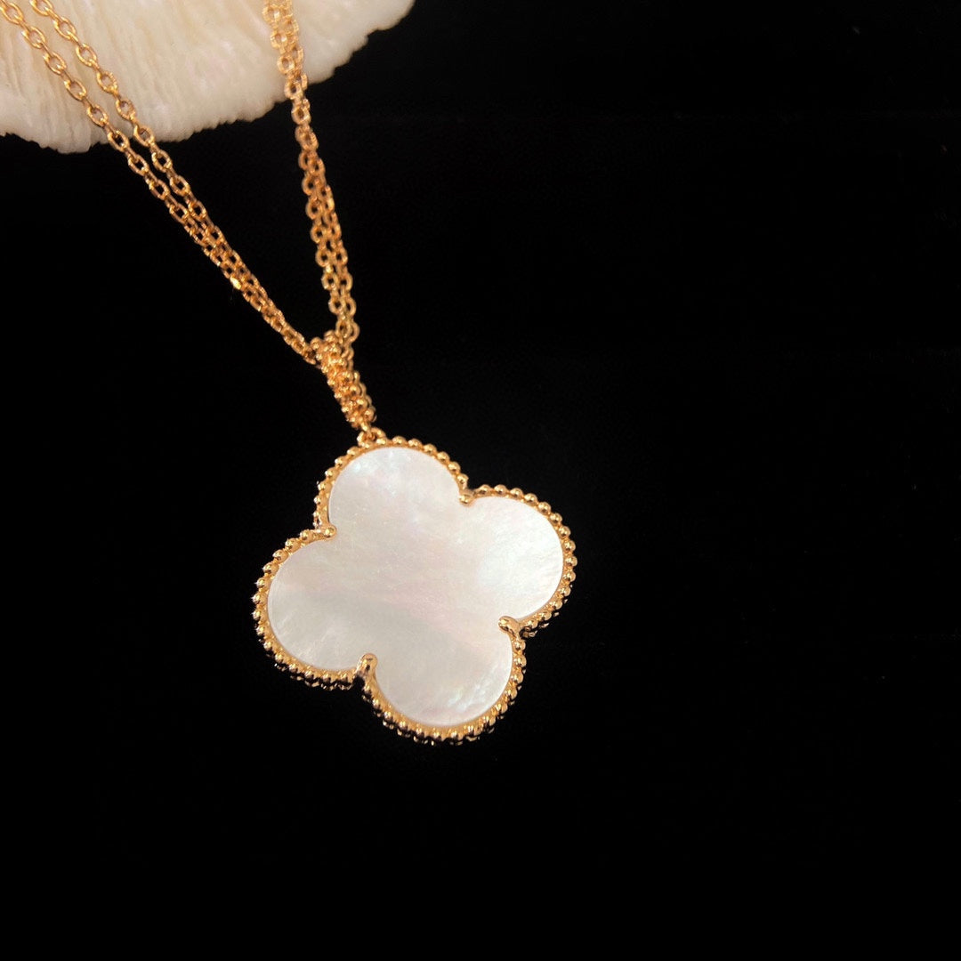 [Star Jewelry]CLOVER 25MM MOP LARGE PENDANT NECKLACE
