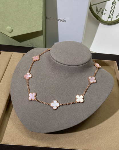 [Star Jewelry Jewellery] Pink Necklace with Ten Clover Designs