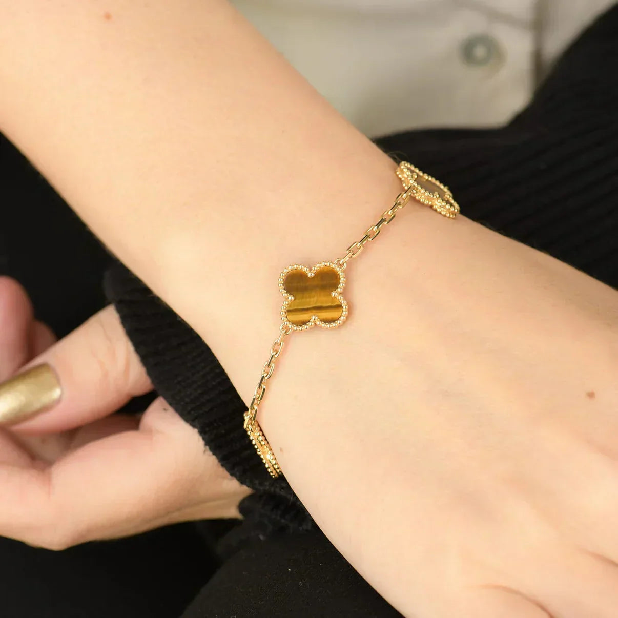 [Star Jewelry] CLOVER 5 MOTIFS TIGER EYE BRACELET COLLECTION