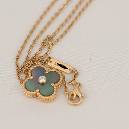 [Star Jewelry]CLOVER 15MM DIAMOND AND MOTHER-OF-GREY NECKLACE