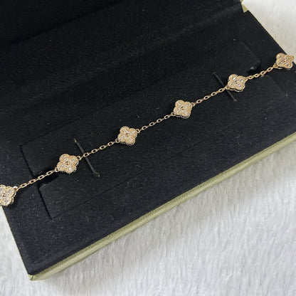 [Star Jewelry]CLOVER 6 MOTIF DIAMOND BRACELET
