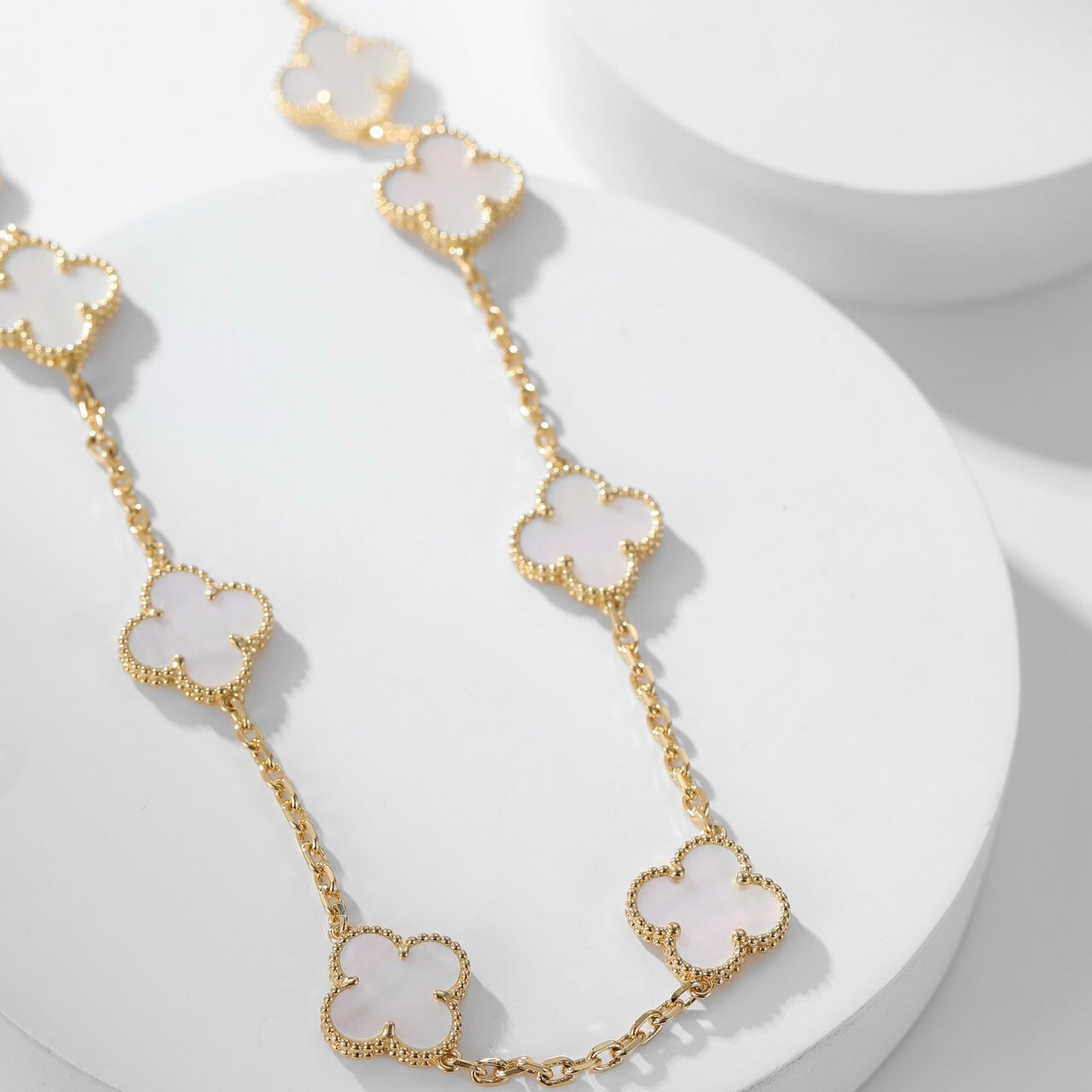 [Star Jewelry]CLOVER 10 MOTIFS WHITE MOTHER OF PEARL NECKLACE