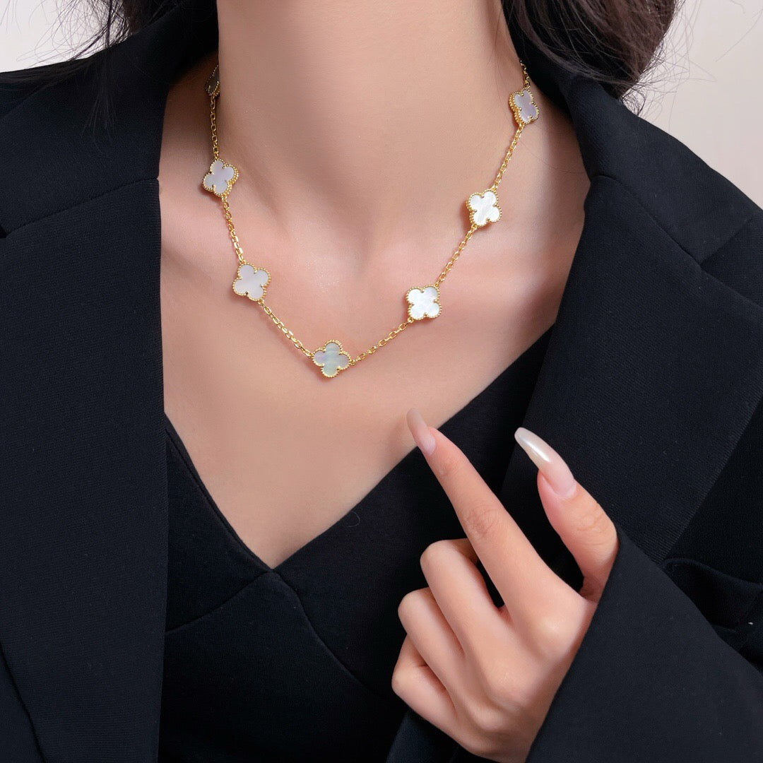 [Star Jewelry]CLOVER 10 MOTIFS WHITE MOTHER OF PEARL NECKLACE