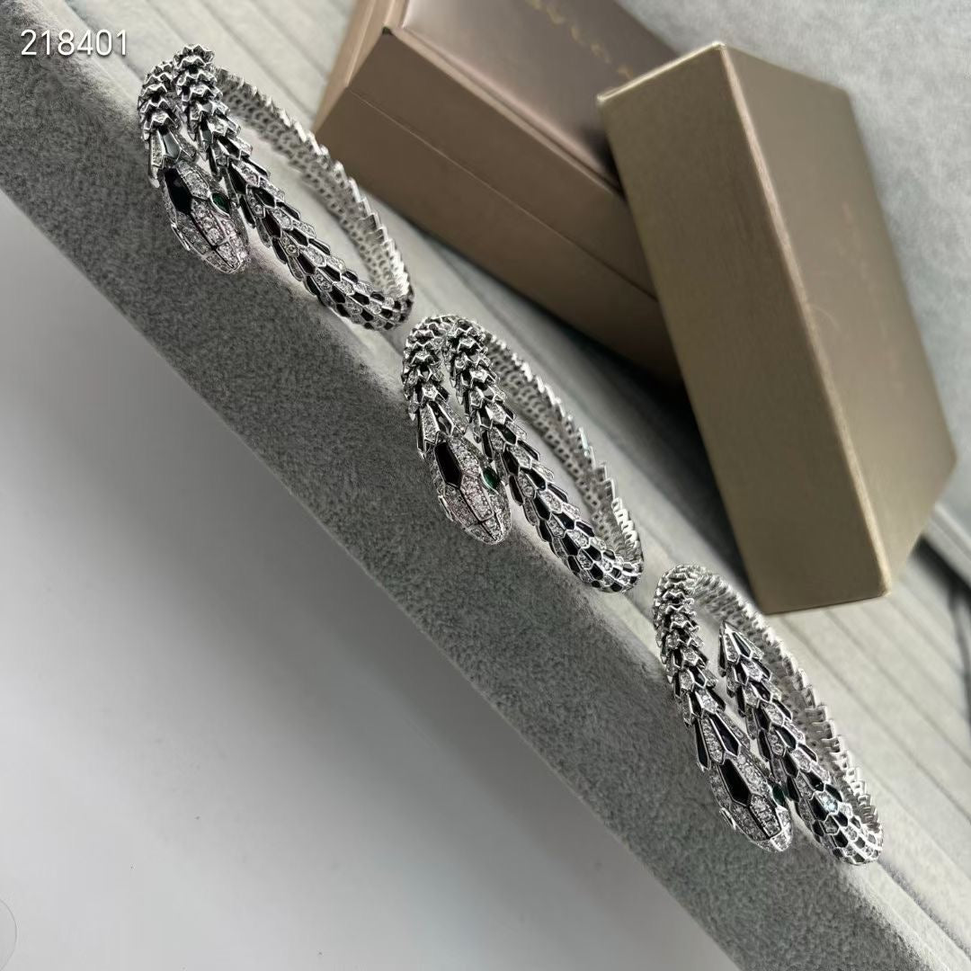 [✨Star Jewelry💎】NEW OBSIDIAN & DIAMOND SERPENT BRACELET