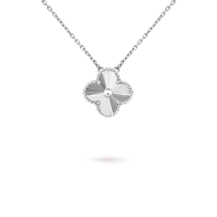 [Star Jewelry]CLOVER 15MM LASER NECKLACE SILVER