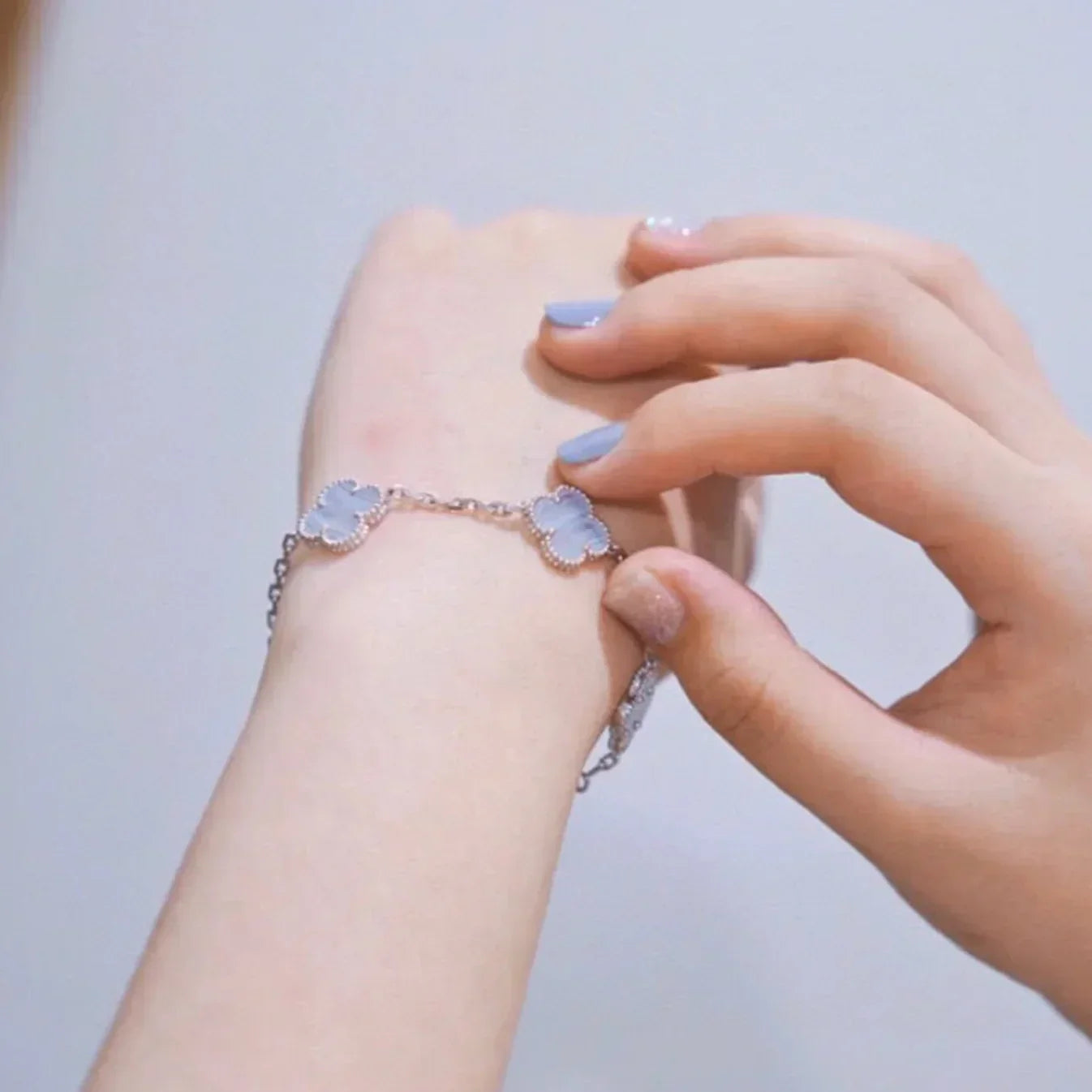 [Star Jewelry] CLOVER 5 MOTIF PURPLE CHALCEDONY BRACELET COLLECTION