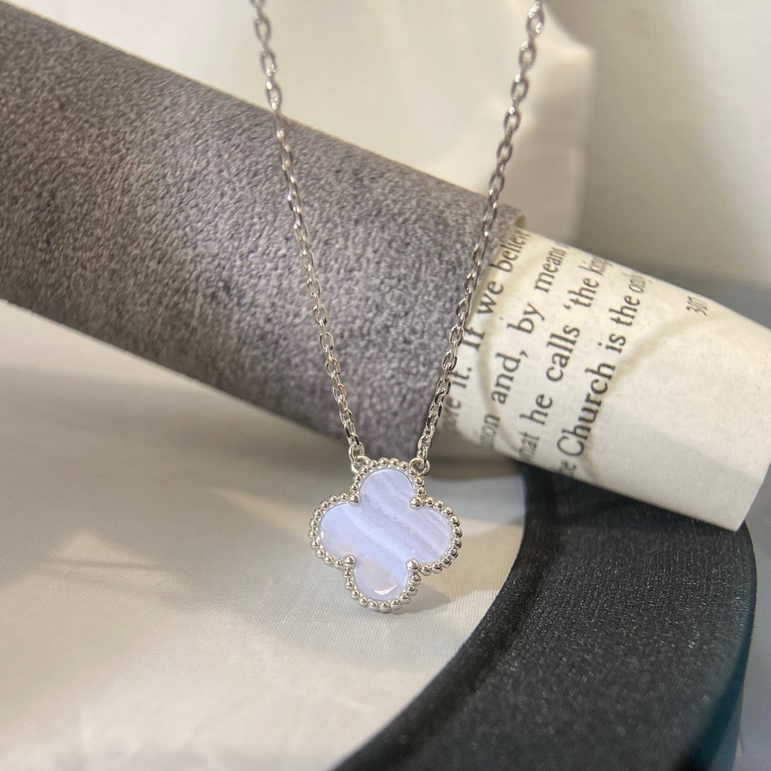 [Star Jewelry]CLOVER 15MM BLUE CHALCEDONY NECKLACE SILVER