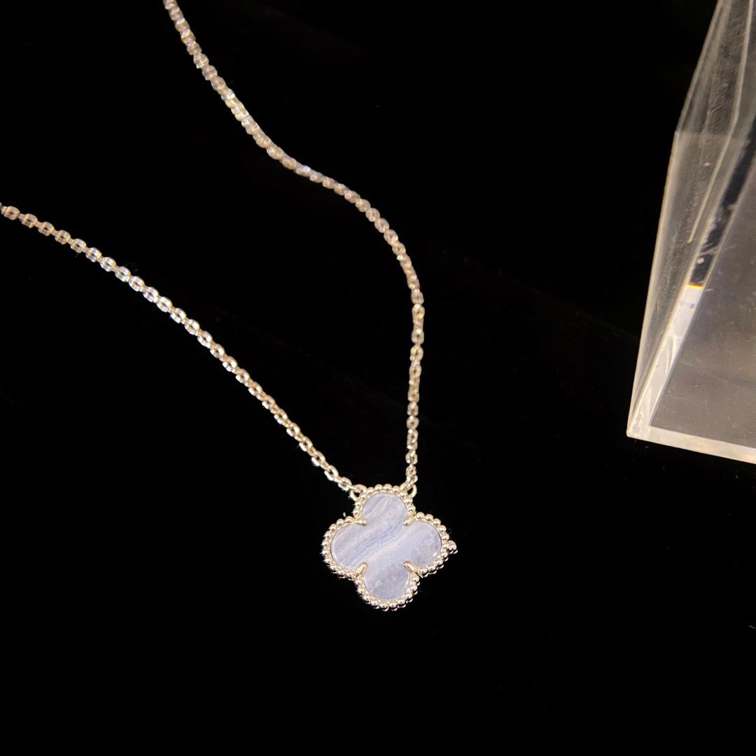 [Star Jewelry]CLOVER 15MM BLUE CHALCEDONY NECKLACE SILVER