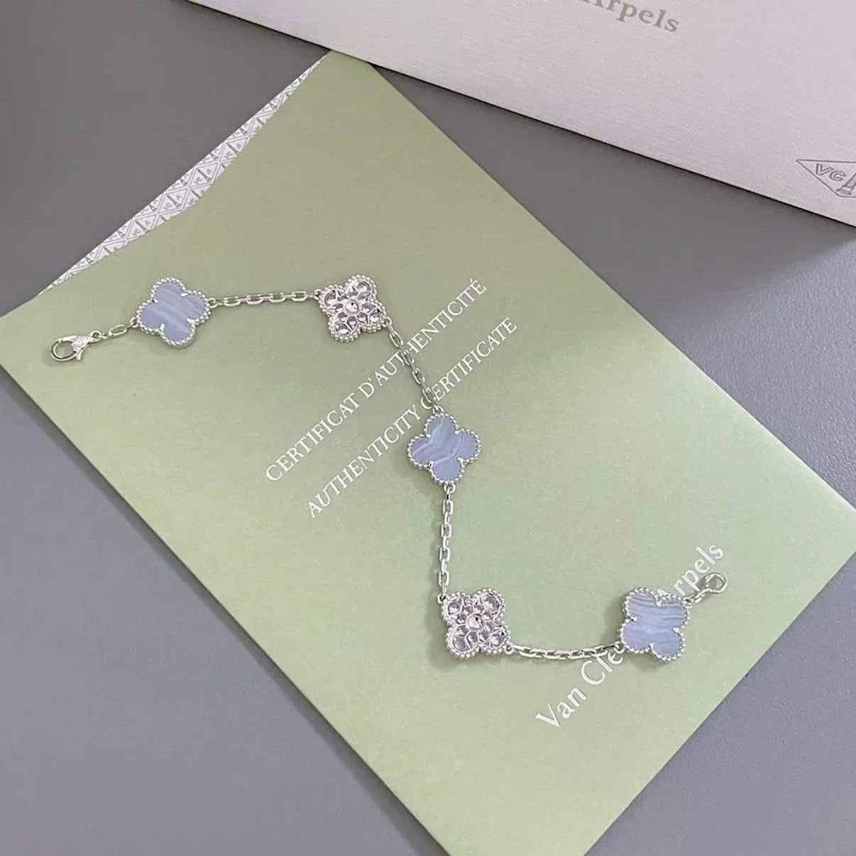 [Star Jewelry] CLOVER 5 MOTIF PURPLE CHALCEDONY BRACELET COLLECTION